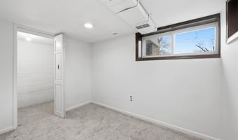 2030 N QUINN St, Arlington, VA 22209