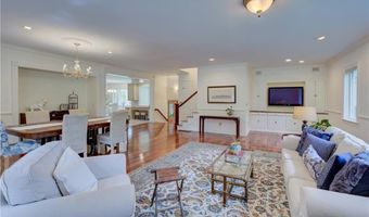 23 Pine Top Rd, Barrington, RI 02806