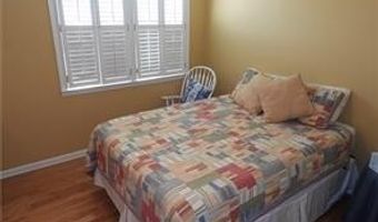 220 Lake Shore Dr, Alma, GA 31510