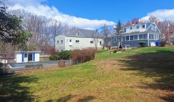 25 Eighth St, Auburn, ME 04210