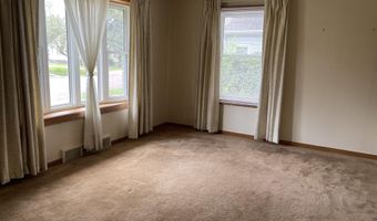 808 SE 10th Ave, Aberdeen, SD 57401
