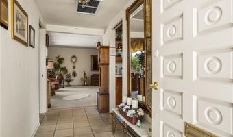 500 N Meadowbrook Pl, Anaheim, CA 92801