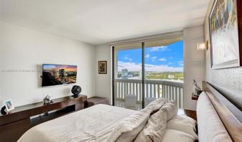 1000 W Island Blvd 2309, Aventura, FL 33160
