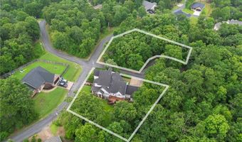 2 Ewes Ln, Bella Vista, AR 72715