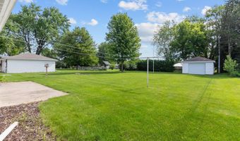 3300 N LAWE St, Appleton, WI 54911