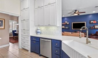 828 Sunset Ct, Ardmore, OK 73401