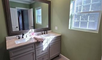 27 Rosedale Ave, Barrington, RI 02806