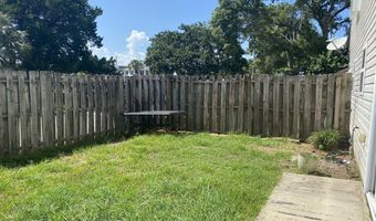 1114 SCHEIDEL Ct, Atlantic Beach, FL 32233
