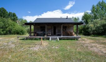 9885 Challis Creek Rd, Challis, ID 83226