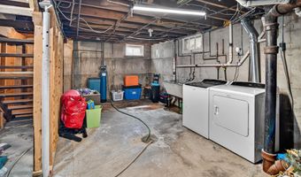 110 Pierce St, Arlington, WI 53911