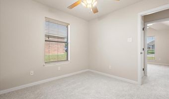 1234 Newcastle Dr, Weatherford, TX 76086
