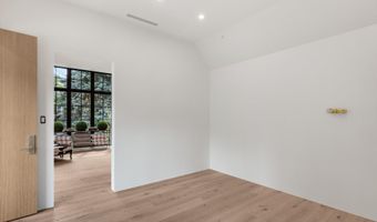 502 N 6th St, Aspen, CO 81611