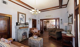 403 W Franklin St, Alvord, TX 76225