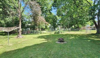 716 Woodworth Ave, Alma, MI 48801