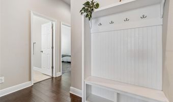 7223 HOURGLASS Dr, Apollo Beach, FL 33572