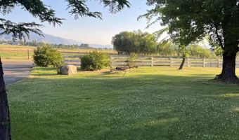 495 Green Acres Dr, Gardnerville, NV 89460