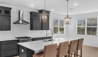 748 CURLY LOCKS Loop, Apopka, FL 32703