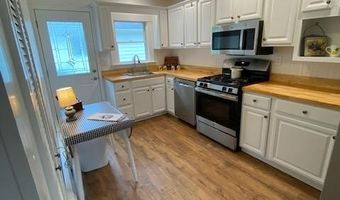 15 BARBUDA St, Toms River, NJ 08757