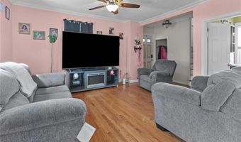 70 Perkins Ave, Cranston, RI 02910