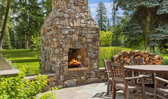 13531 Copper Ln, Bigfork, MT 59911