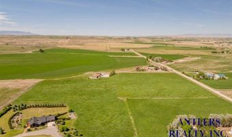 Road 19 1/2, Cody, WY 82414
