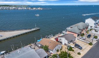 281 Sandlewood Dr, Bayville, NJ 08721