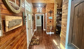 674 Cantrell Rd, Big Sandy, TN 38221