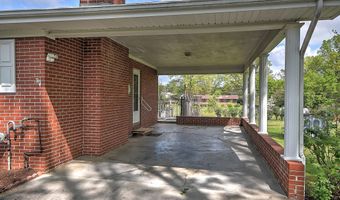 879 NE Wayne Ave, Abingdon, VA 24210