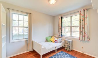 2707 S WALTER REED Dr S A, Arlington, VA 22206