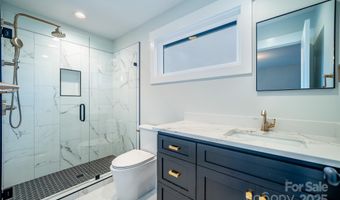 157 Meadow Breeze Rd, Arden, NC 28704