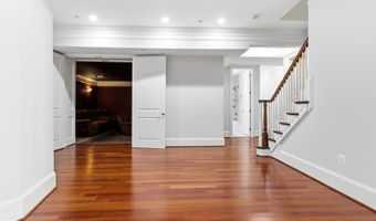 7527 WESTFIELD Dr, Bethesda, MD 20817