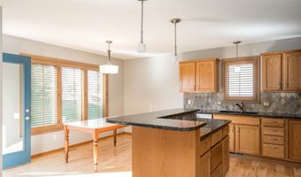 1212 NW Rolling Rock Rd, Ankeny, IA 50023