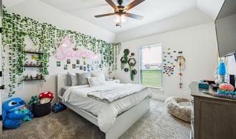 1308 Green Ridge Rd, Weatherford, TX 76085