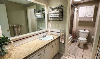 565 Smithfield Rd C6, North Providence, RI 02904