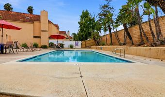 2174 Villa Sonoma Gln, Escondido, CA 92029