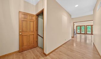 1074 Boone Woods Trl, Augusta, MO 63332
