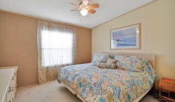 921 Dogwood Dr, Barefoot Bay, FL 32976