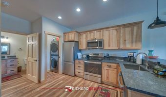 66 Stagecoach Trl, Cody, WY 82414
