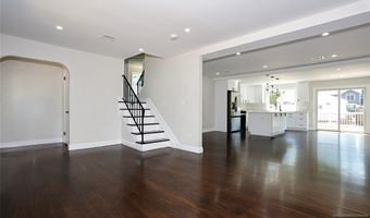 14 Byrne Pl, Bergenfield, NJ 07621