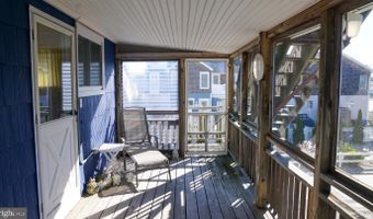 386 24TH St, Avalon, NJ 08202