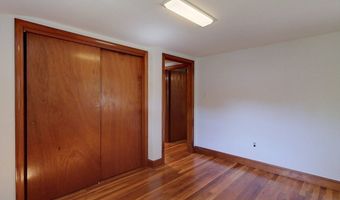 16 Rangeway Rd, Billerica, MA 01862