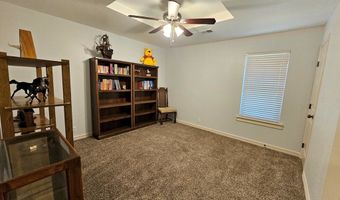 916- B Bronstad Dr, Andrews, TX 79714