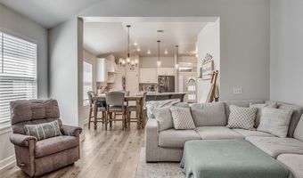 428 Vista Dr, Yukon, OK 73099