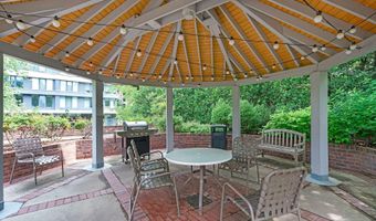 7500 WOODMONT Ave S714, Bethesda, MD 20814