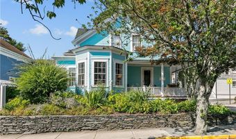58 Second St, Newport, RI 02840