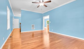 563 Vanderbilt Ave, Bayville, NJ 08721