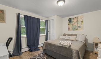27 Adams Rd, Bloomfield, CT 06002