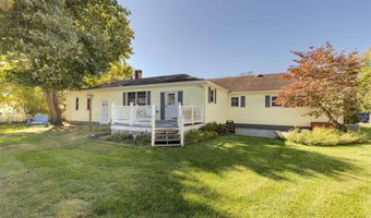 35 Maple Ave, Villas, NJ 08251