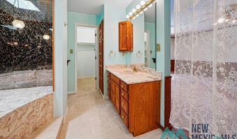 1212 Landsun Dr, Carlsbad, NM 88220