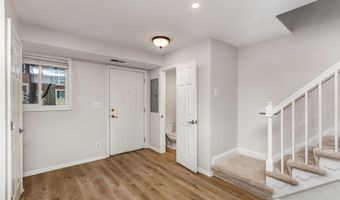 1431 N VAN DORN St, Alexandria, VA 22304